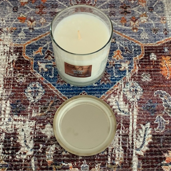 OLD NAVY Kindred Goods Coconut Soleil Single Wick Scented Candle Discontinued - Picture 4 of 5